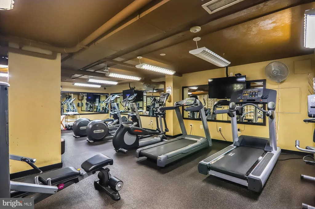 Additional image 33 of 950 25th Street NW Unit 407-N, Washington, DC 20037