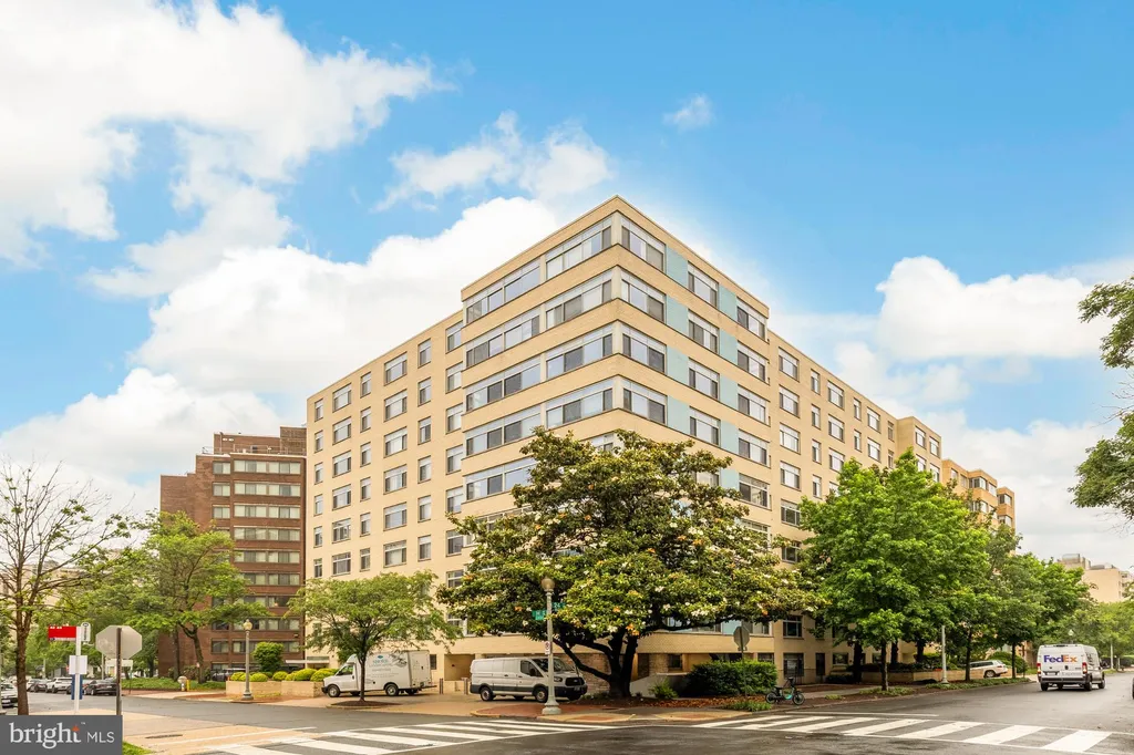 Additional image 26 of 2401 H Street NW Unit 209, Washington, DC 20037