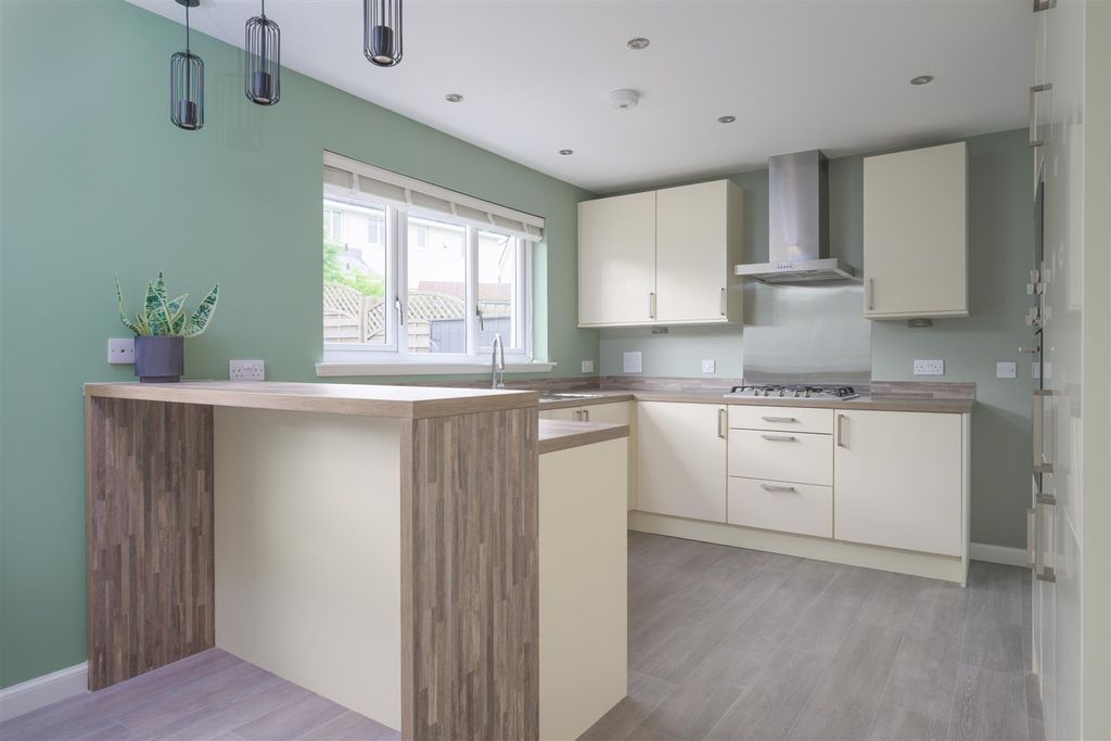 Additional image 6 of 4 bed detached house for saleEagle Avenue, Auchterarder PH3