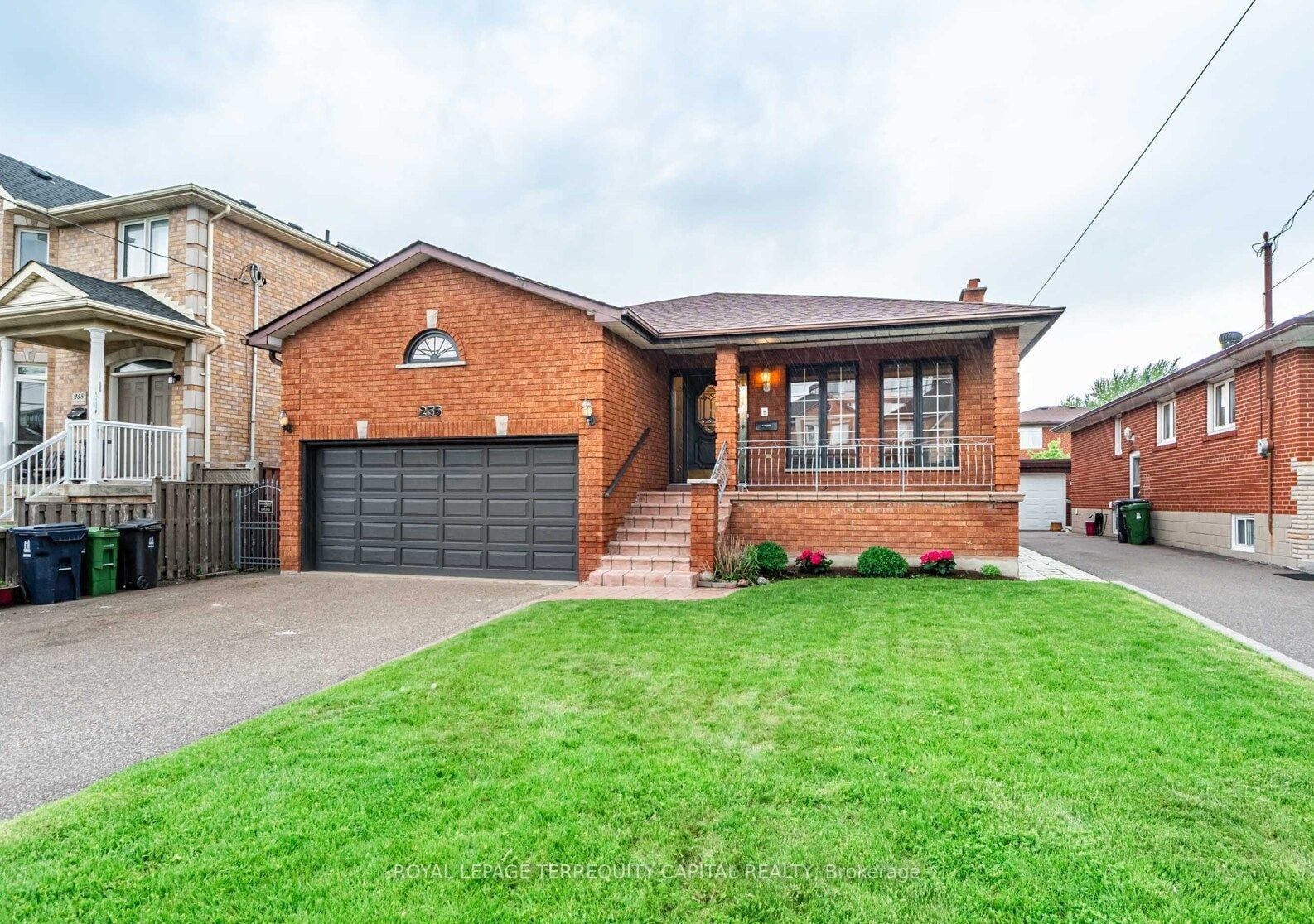 Rm 4-256 Cocksfield Avenue, Toronto, ON, M3H 3T7