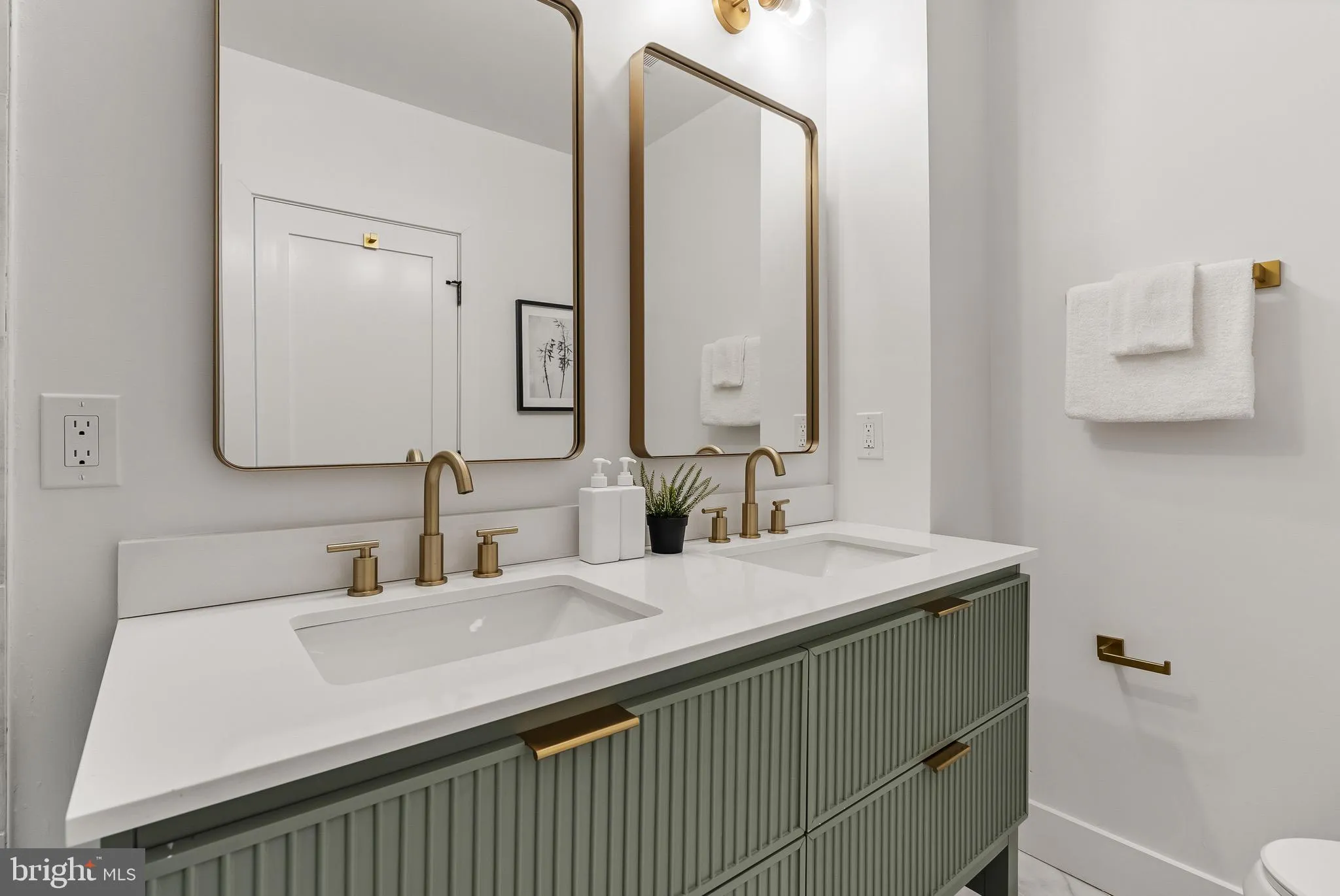 Additional image 77 of 4308 4th Street NW, Washington, DC 20011