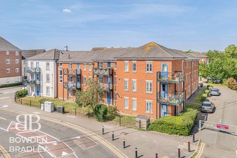 Hevingham Drive, Chadwell Heath RM6