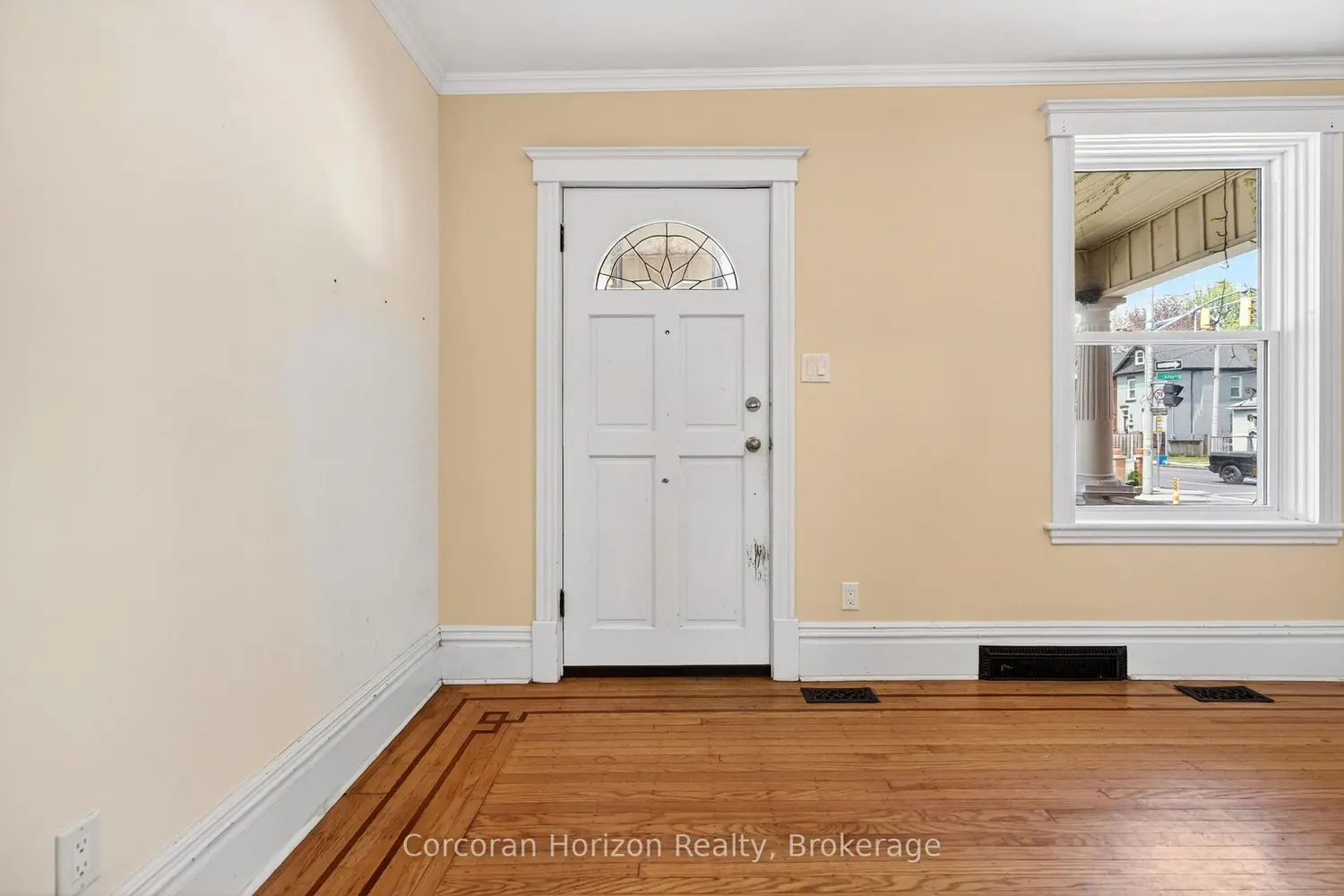 Additional image 3 of 520 John Street