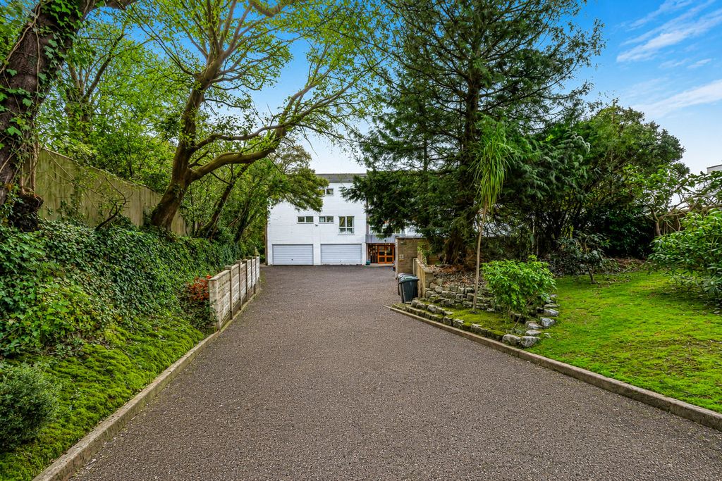 Additional image 22 of 4 bed flat for saleSandbanks Road, Poole BH14