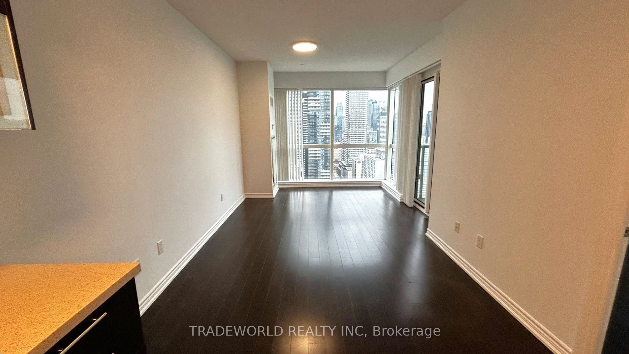 Additional image 2 of 3101-386 Yonge Street, Toronto, ON, M5B 0A5