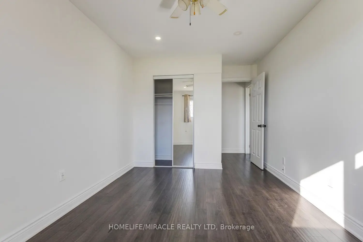 Additional image 16 of 7450 Darcel Avenue 13