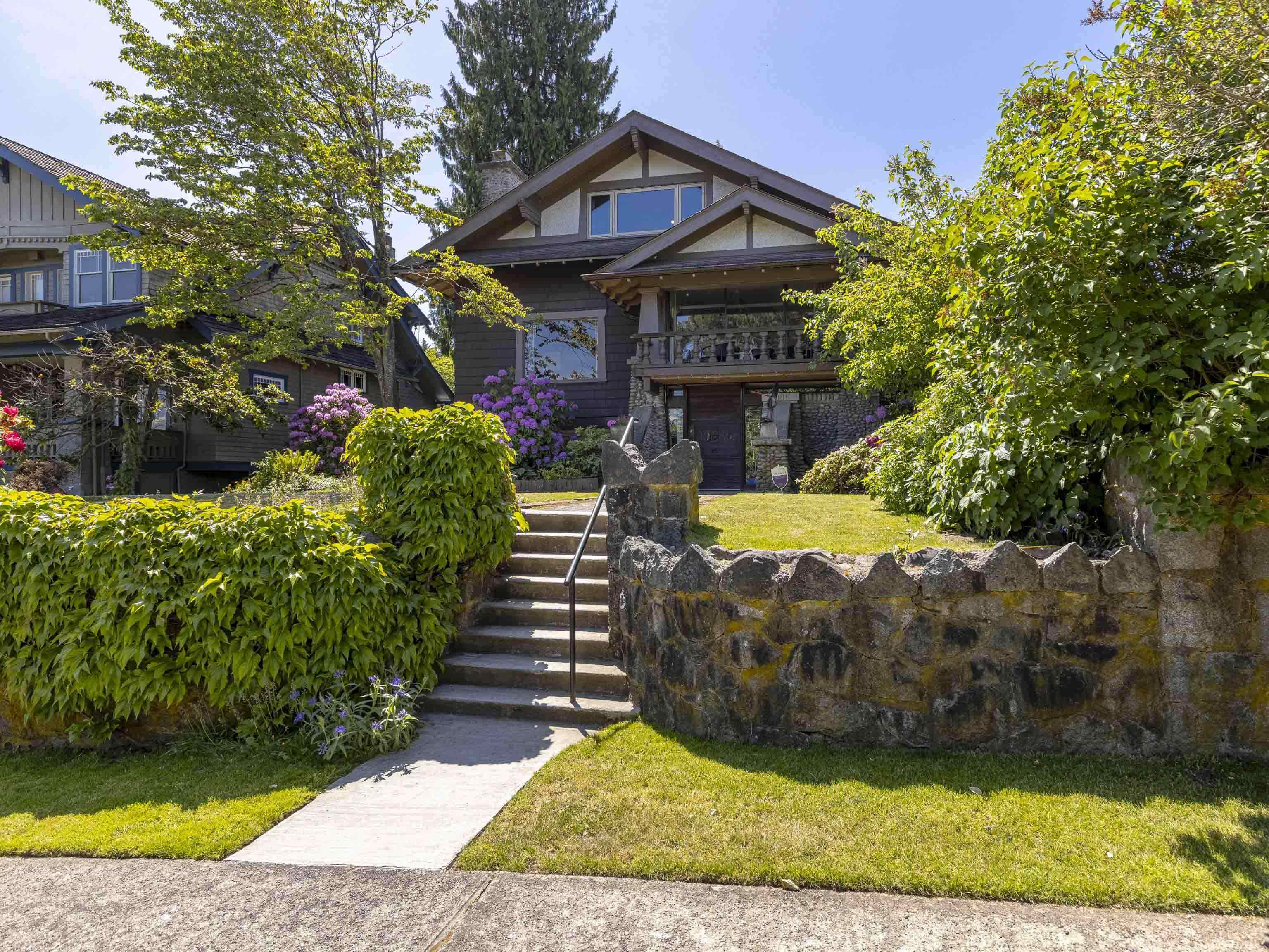 1986 35th Avenue W, Vancouver, BC, V6M 1H7
