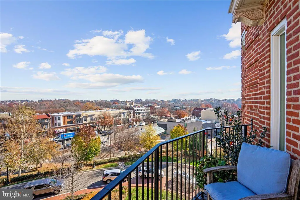Additional image 15 of 2660 Connecticut Avenue NW Unit 3B, Washington, DC 20008