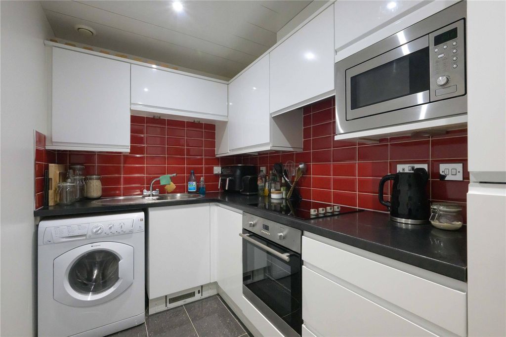 Additional image 2 of 2 bed flat for saleQueens Crescent, Livingston, West Lothian EH54