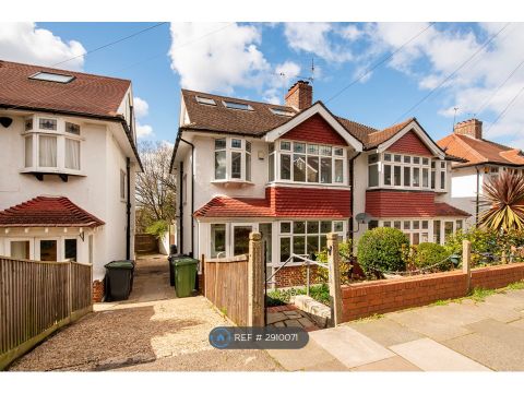 Westwood Park, London SE23