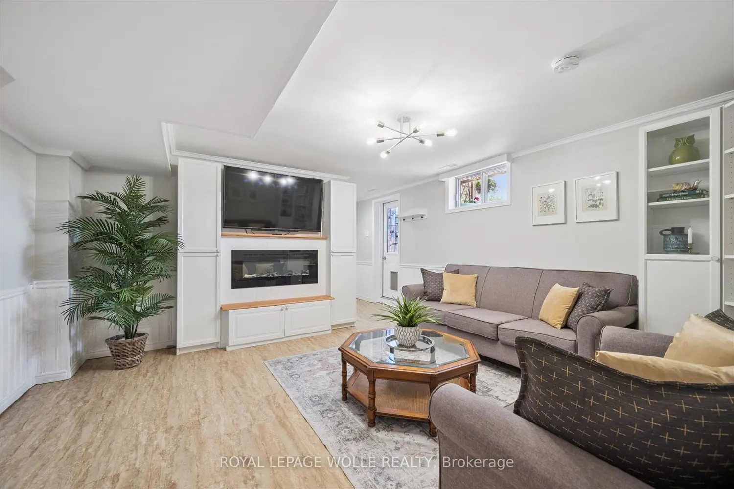 Additional image 12 of 34 Aspen Crescent
