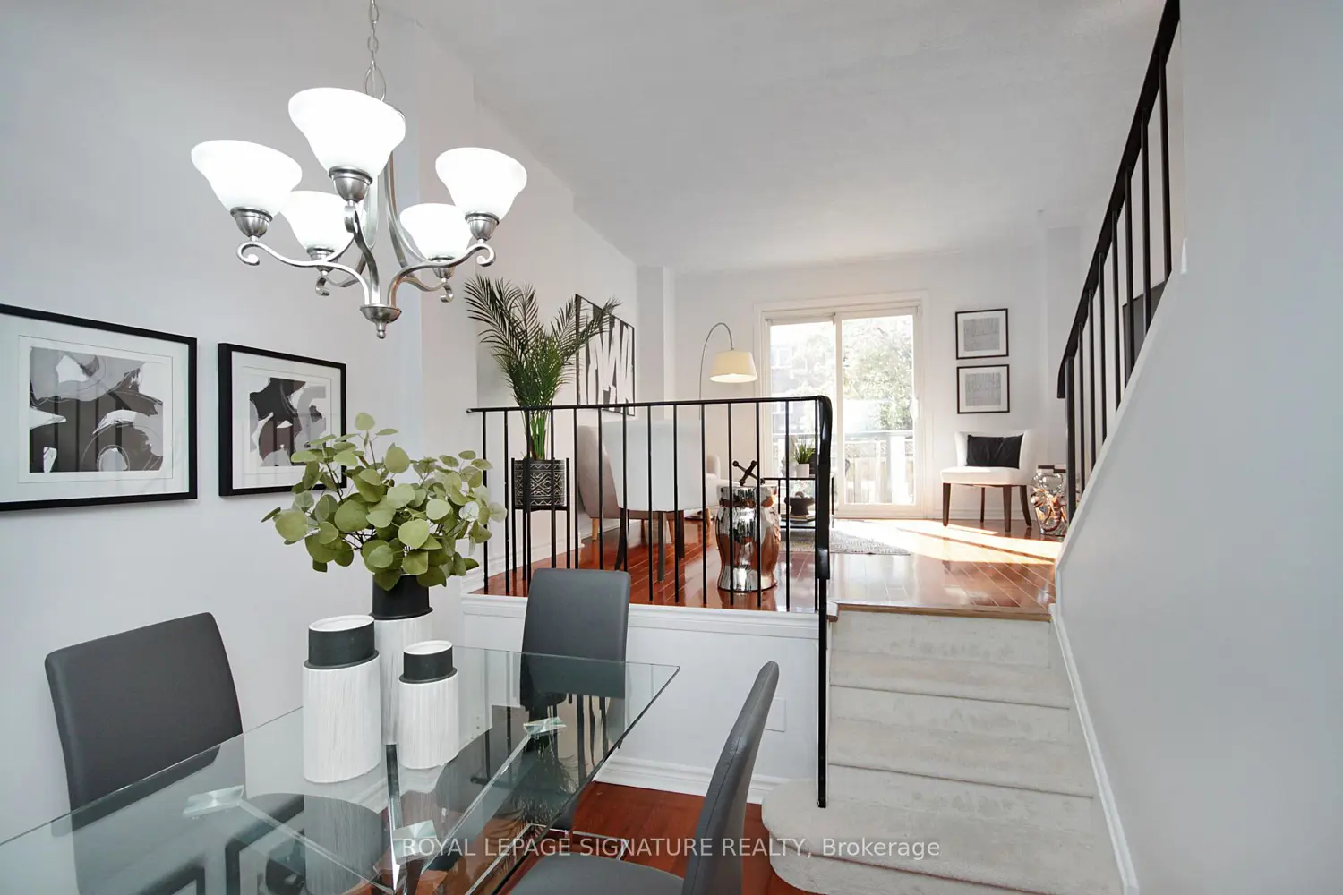 36 Lount Street photo 4