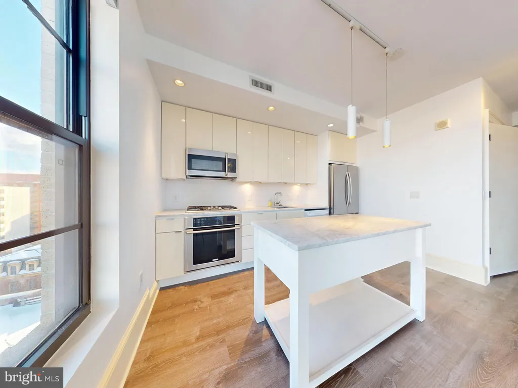 Additional image 5 of 1011 M Street NW Unit 804, Washington, DC 20001
