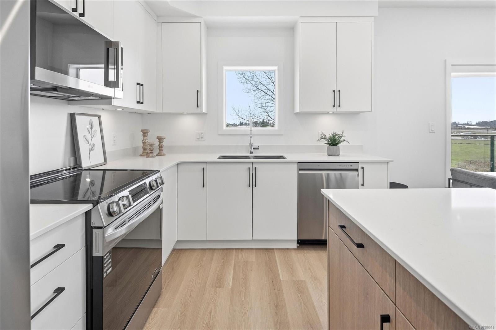 Additional image 4 of 201-7057 Central Saanich Road, Central Saanich, BC, V8M 1Y3