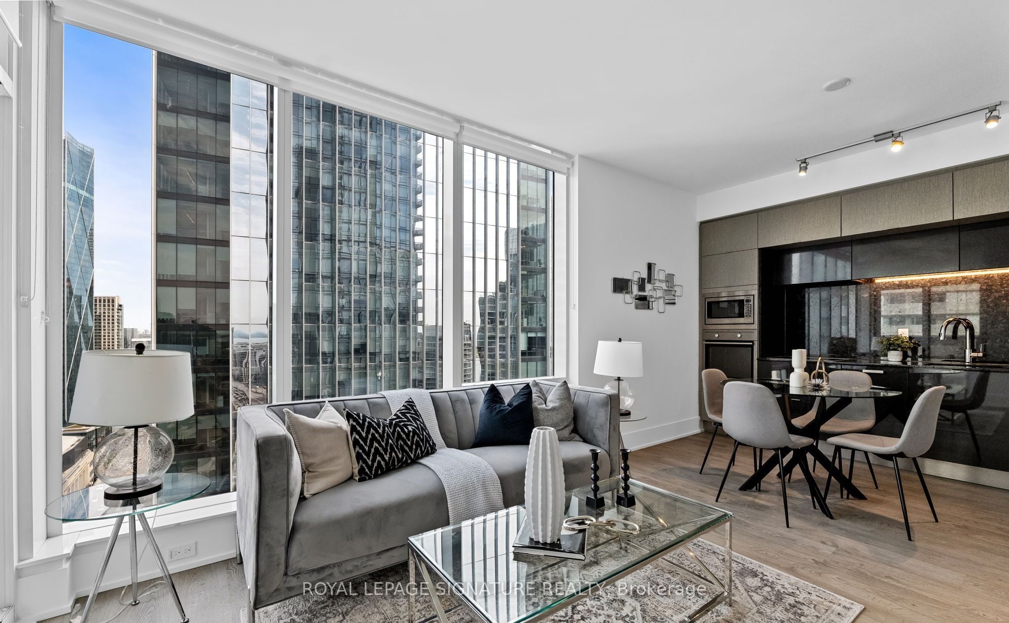 Additional image 6 of 3003-10 York Street, Toronto, ON, M5J 0E1