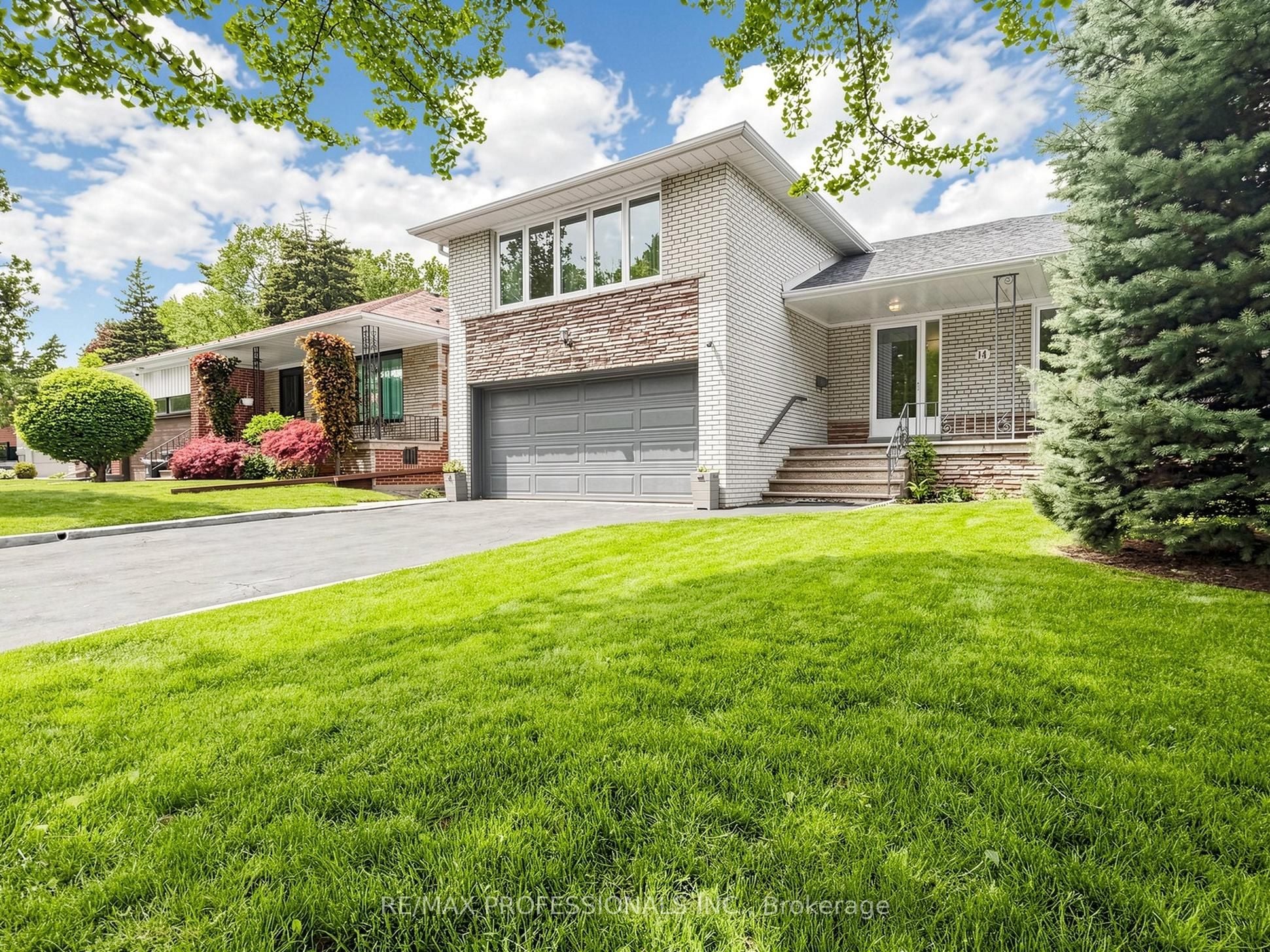 Additional image 4 of 14 Widdicombe Hill, Toronto, ON, M9R 1B3