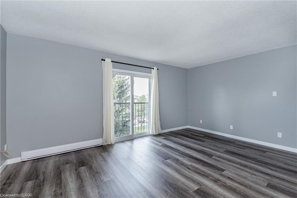 Additional image 4 of 8-331 Northlake Drive, Waterloo, ON, N2V 1Z1