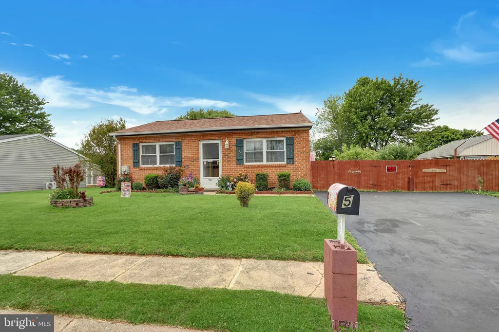 Additional image 2 of 5 Archer Way, Newark, DE 19702