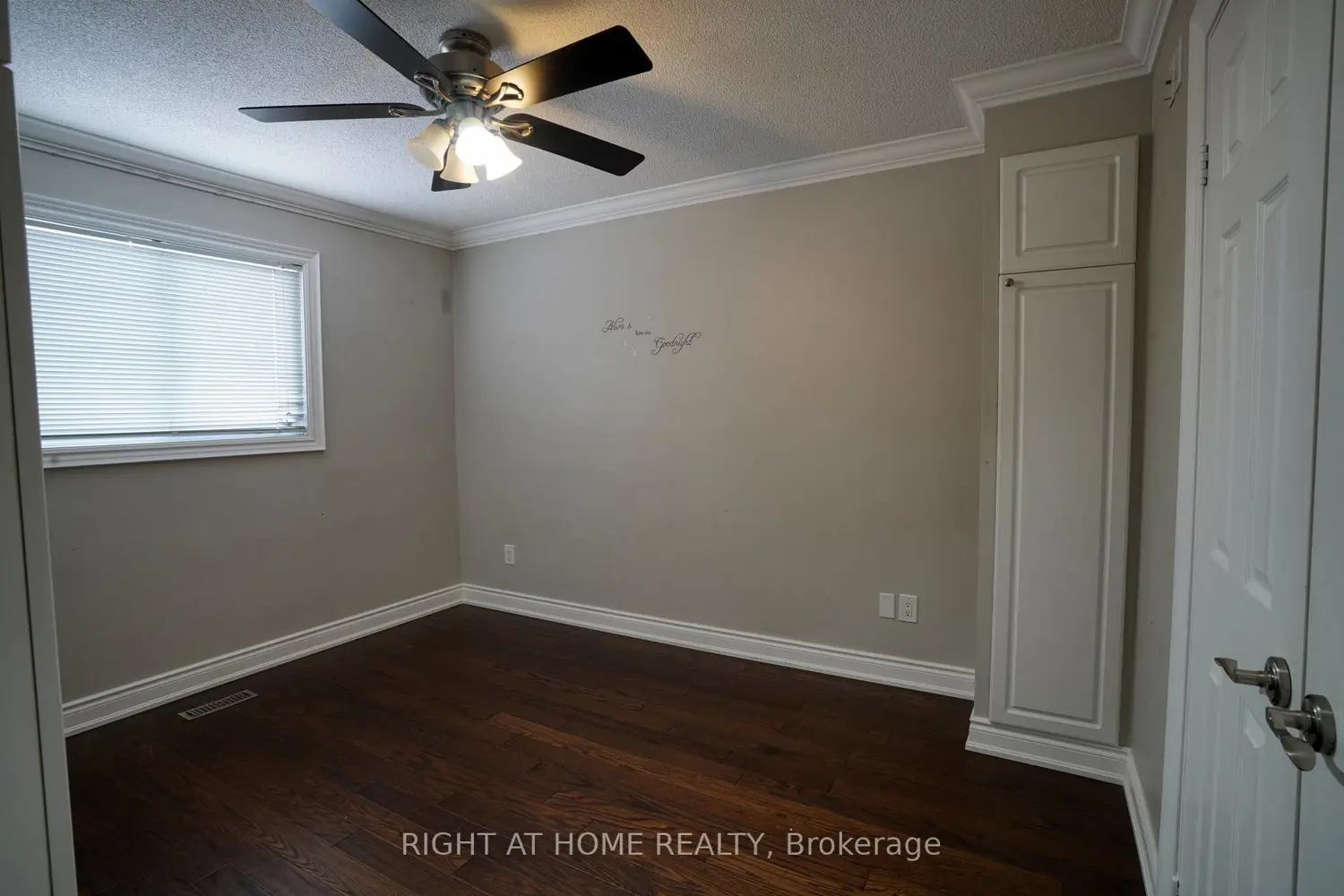 Additional image 10 of 54 Woodside Court