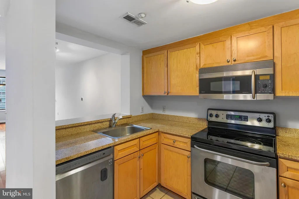 Additional image 7 of 1150 K Street NW Unit 810, Washington, DC 20005