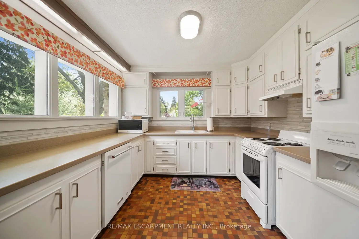 Additional image 7 of 133 Mccall Crescent