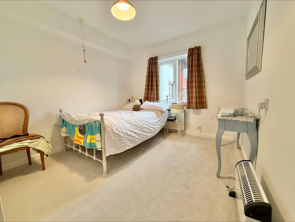 Additional image 10 of 1 bed flat for saleVictoria Street, Weymouth DT4