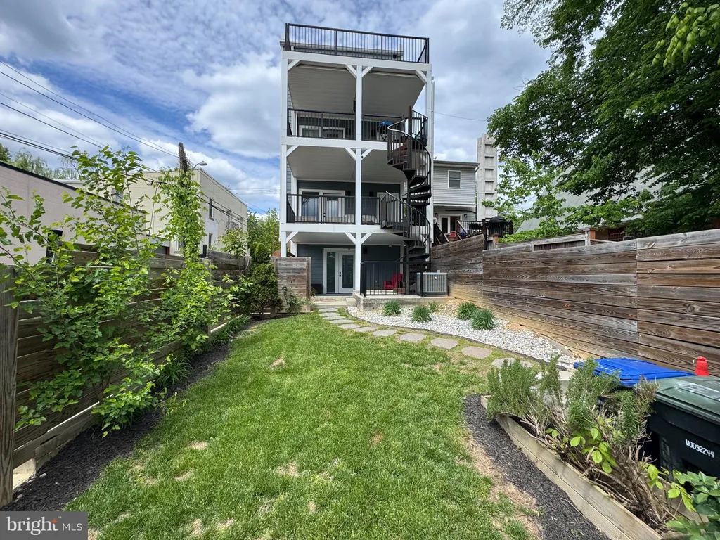 Additional image 37 of 930 Madison Street NW Unit 1, Washington, DC 20011