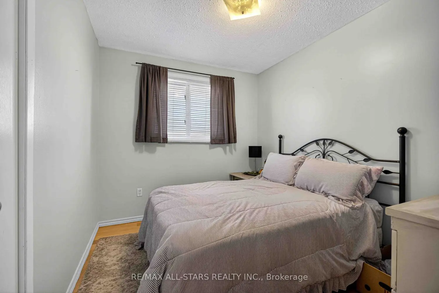 Additional image 12 of 2147 Springwood Road