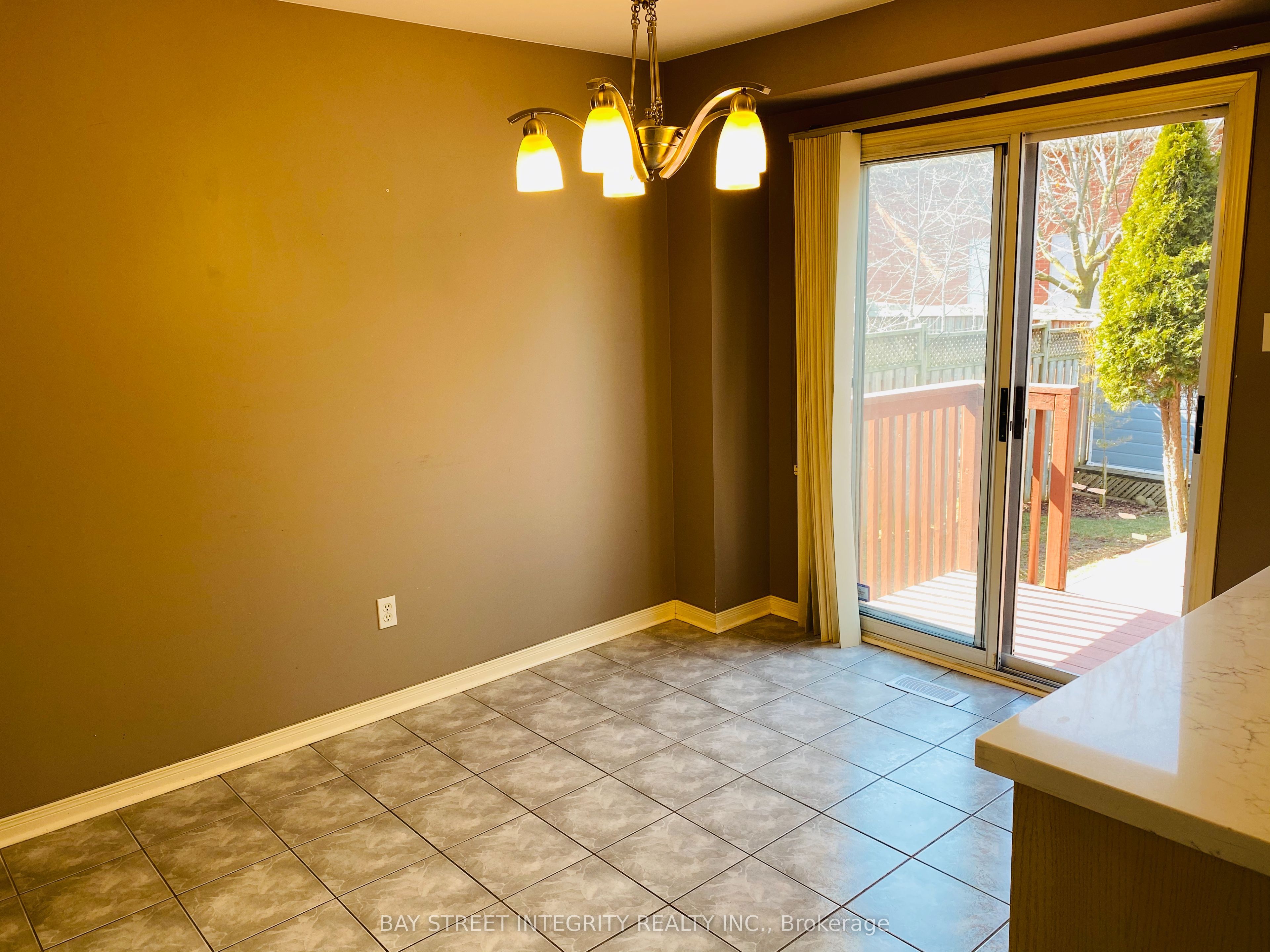 Additional image 4 of 2087 Golden Orchard Trail, Oakville, ON, L6M 3W8