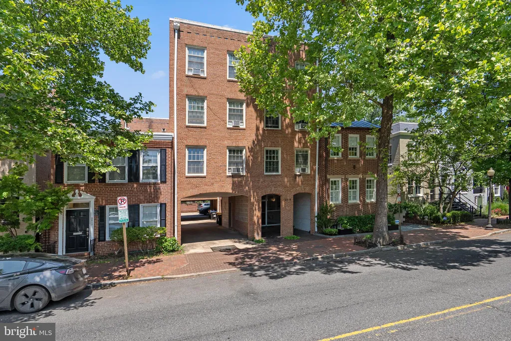 Additional image 2 of 2515 P Street NW Unit 404, Washington, DC 20007