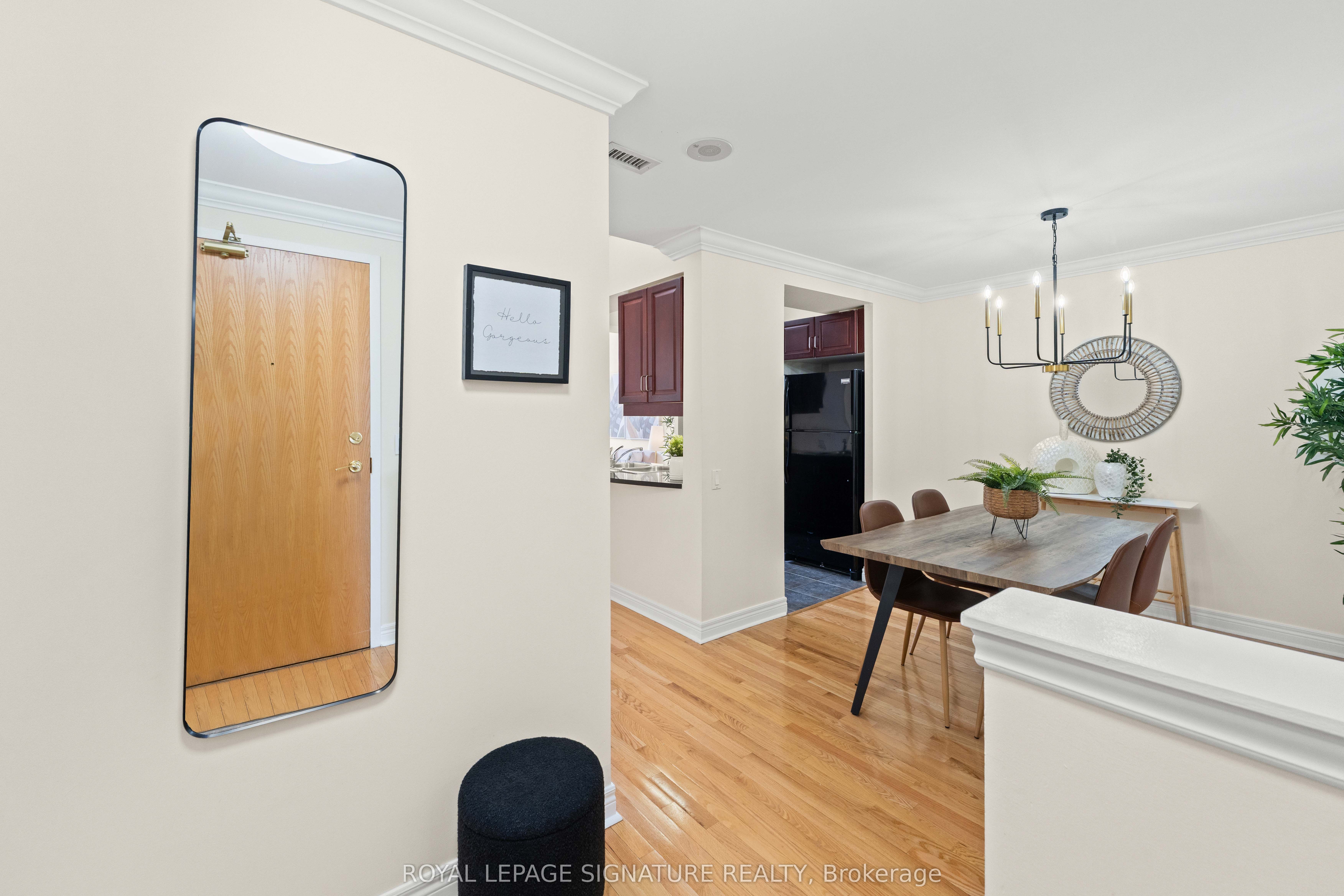 307-2 Edith Drive, Toronto, ON, M4R 2H7 photo 5
