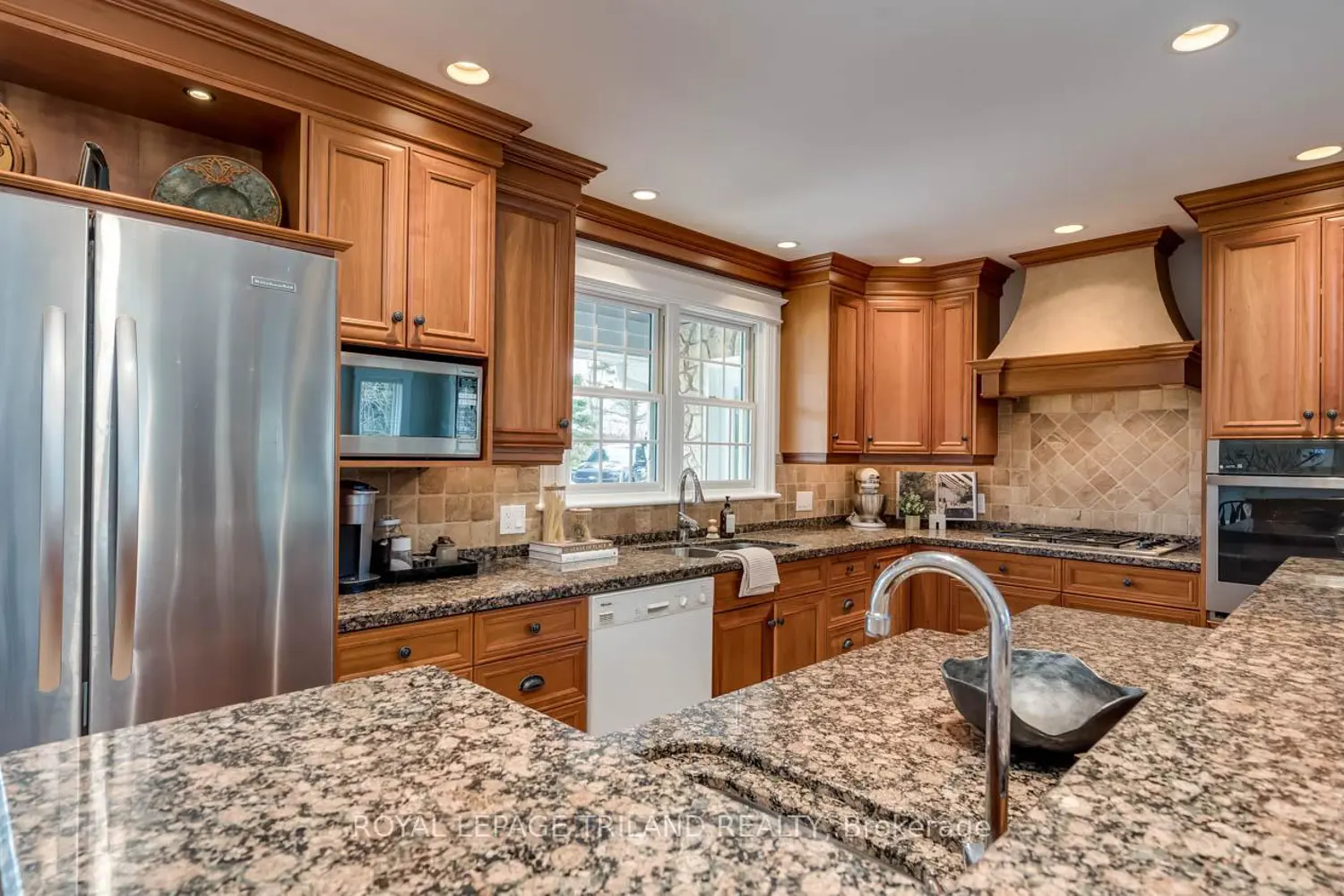 Additional image 6 of 2416 Sunningdale Road