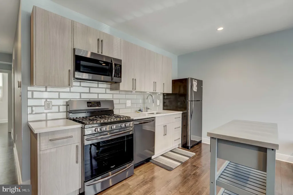 Additional image 6 of 1605 F Street NE Unit 2, Washington, DC 20002