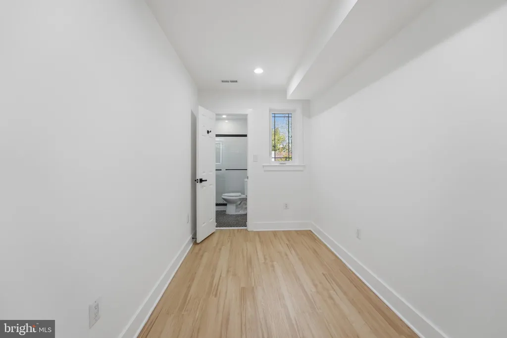 Additional image 32 of 129 Hamilton Street NW, Washington, DC 20011