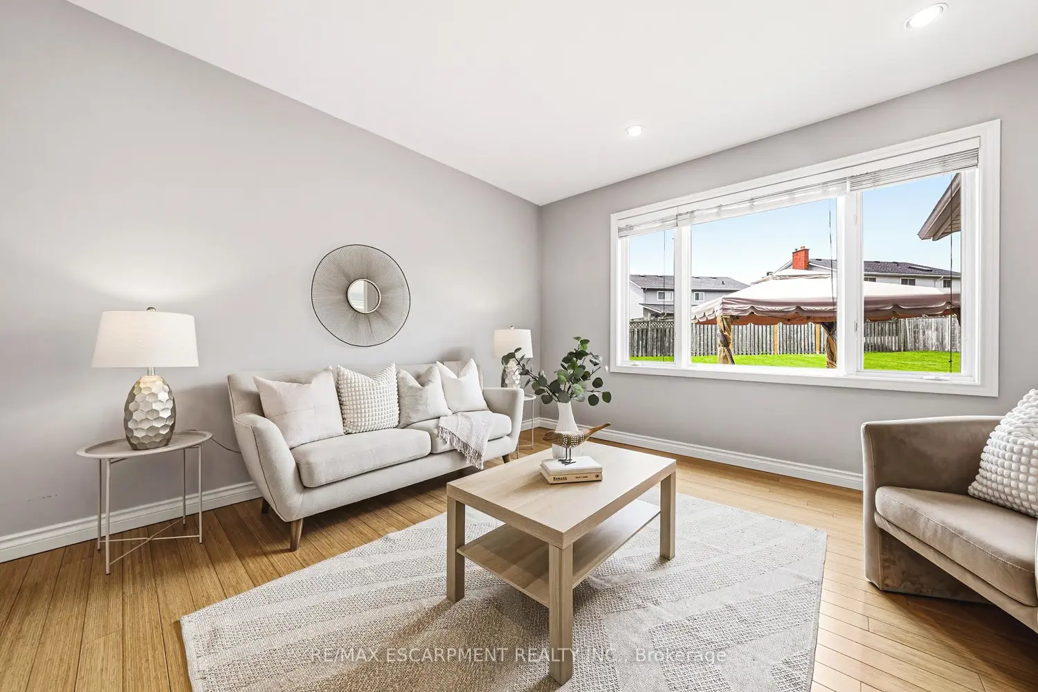 Additional image 5 of 301 Parkwood Crescent