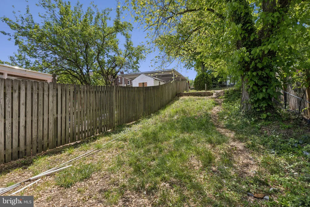 4627 H Street SE, Washington, DC 20019
