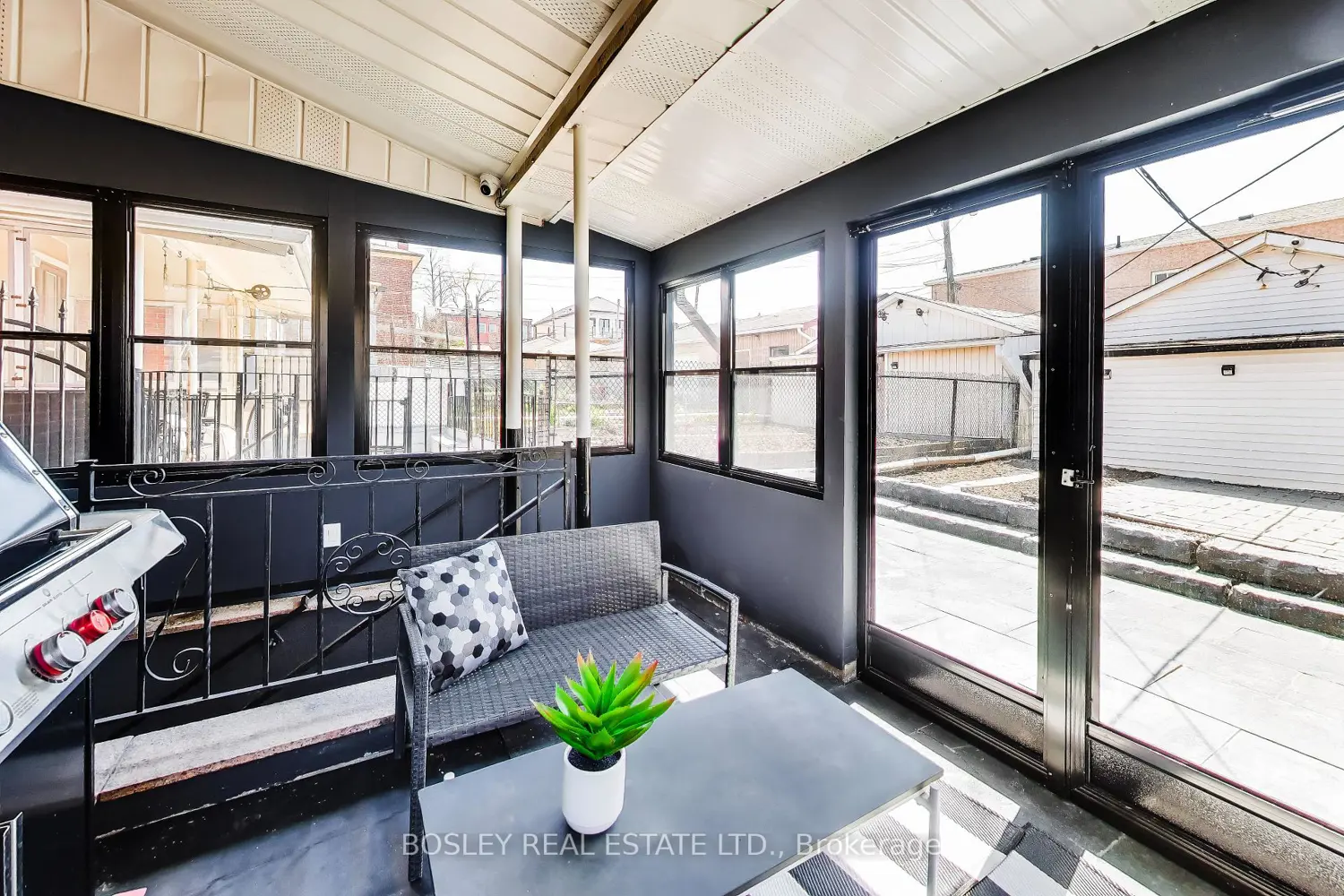 159 Ascot Avenue photo 5