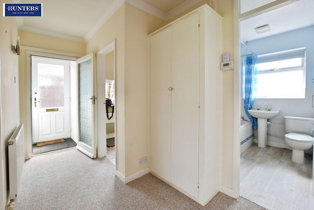 Additional image 4 of 2 bed semi-detached bungalow for saleHolmfirth Road, Scunthorpe DN15