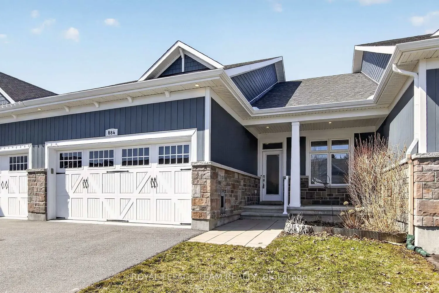 884 Artemis Circle photo 2