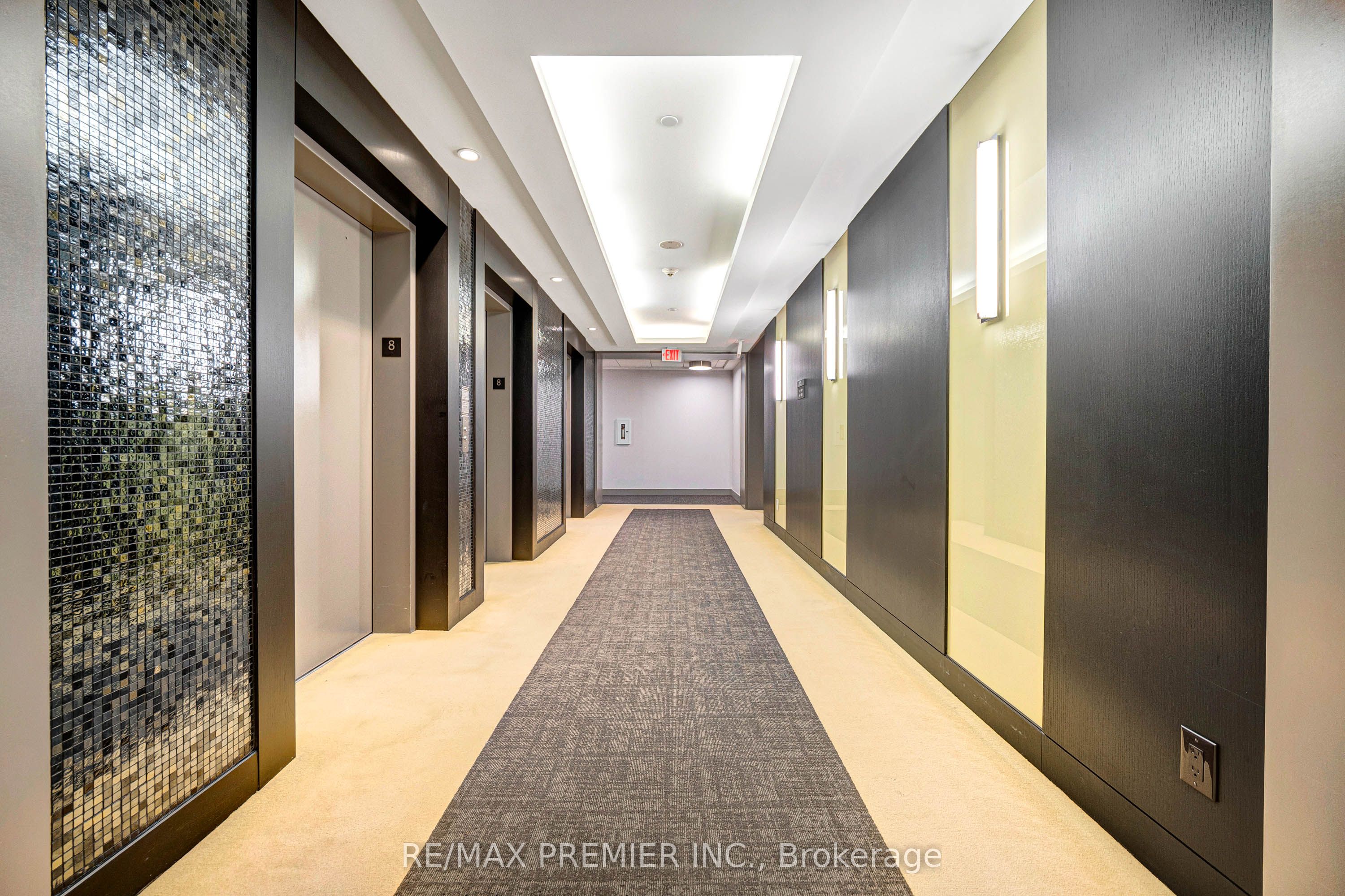 Additional image 4 of 810-2 Old Mill Drive, Toronto, ON, M6S 1R7