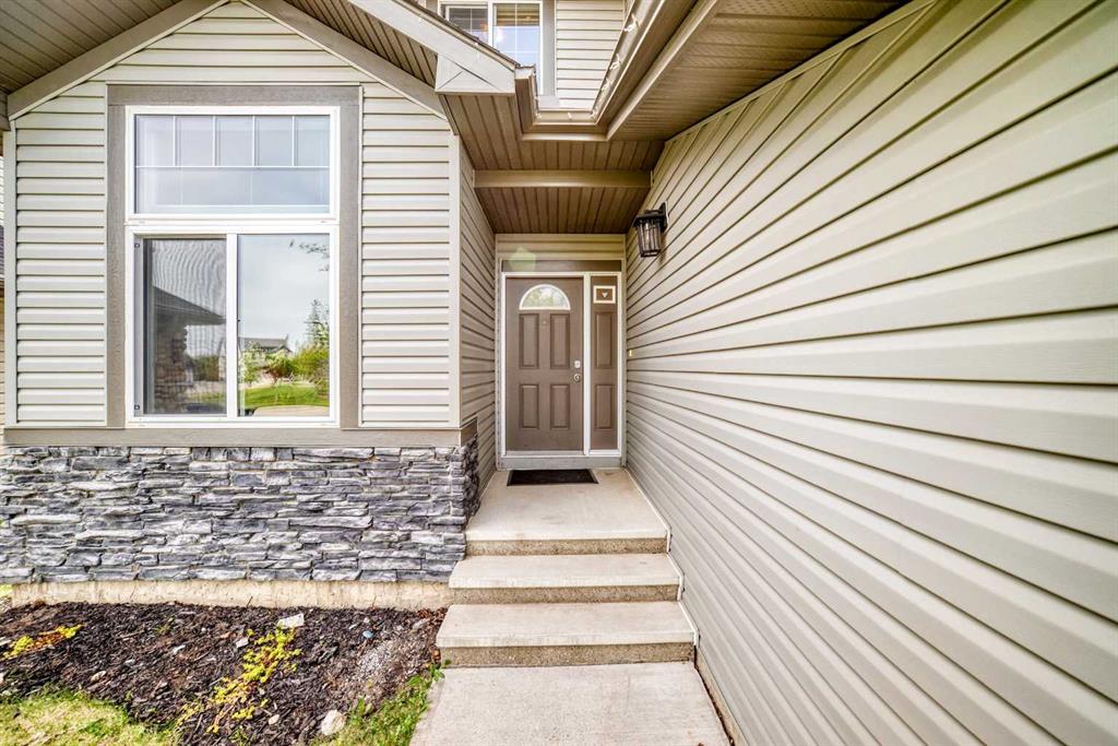 Additional image 3 of 124 Lavender Way, Chestermere, AB, T1X 0B2