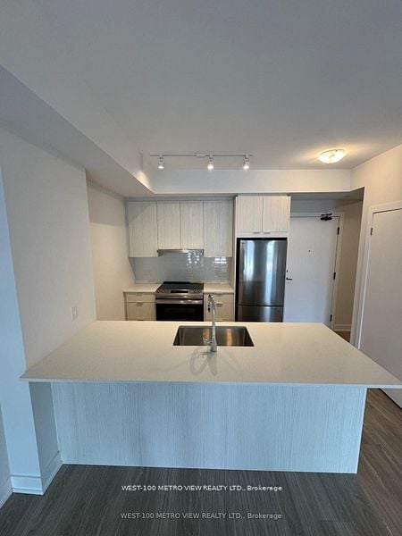 Additional image 4 of 806-430 Square One Drive, Mississauga, ON, L5B 0L6