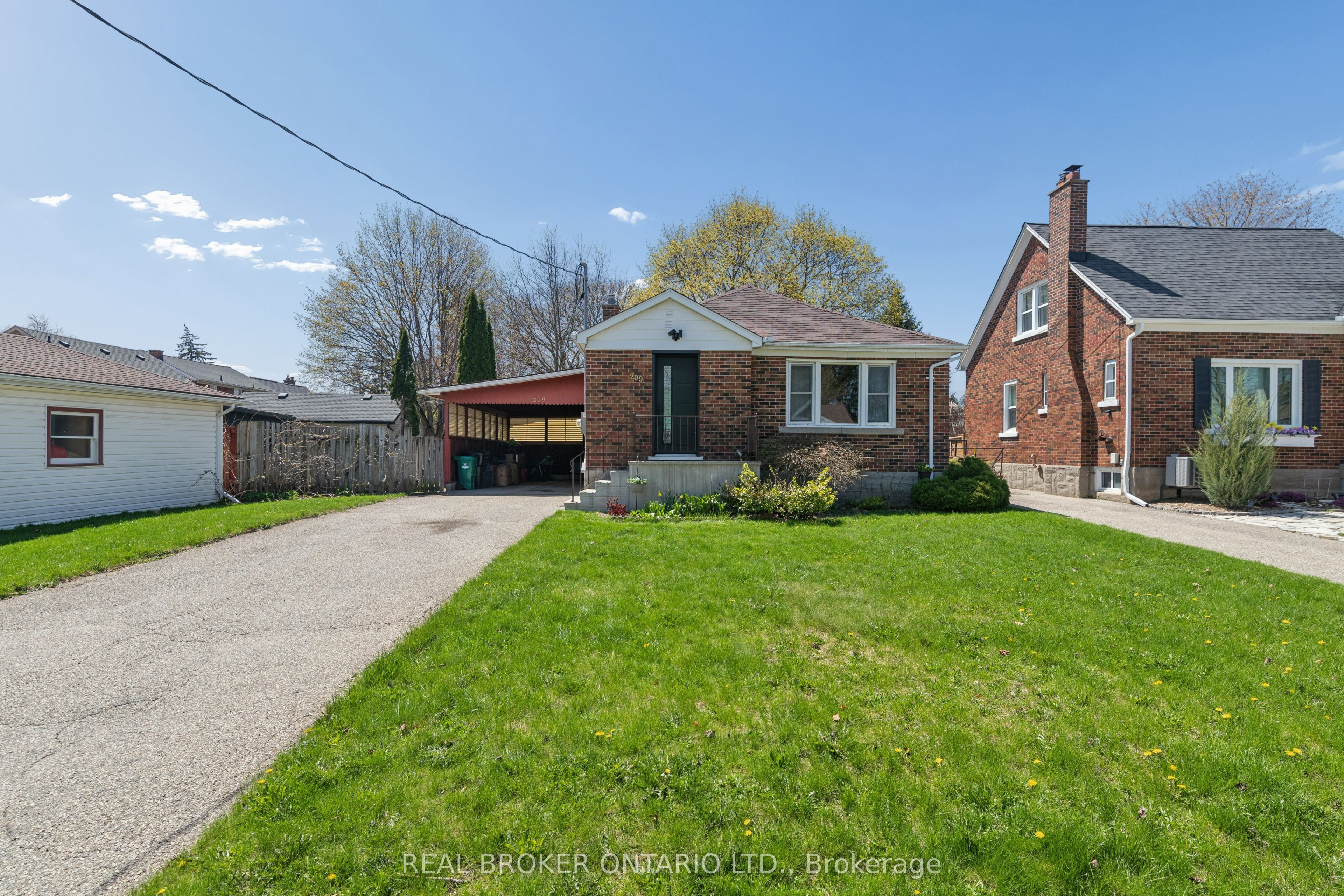 209 Bedford Road, Kitchener, ON, N2G 3A5