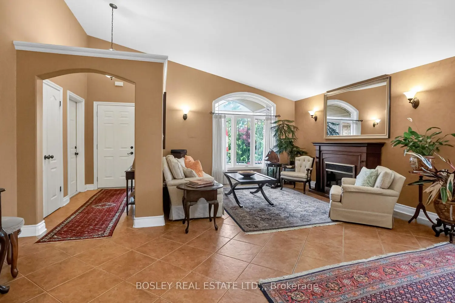 15 Hope Avenue photo 3