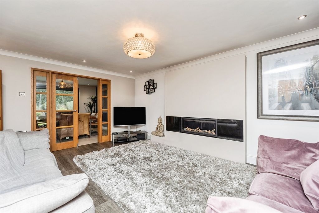 Additional image 5 of 4 bed detached house for saleWakefield Road, Gildersome, Leeds LS27