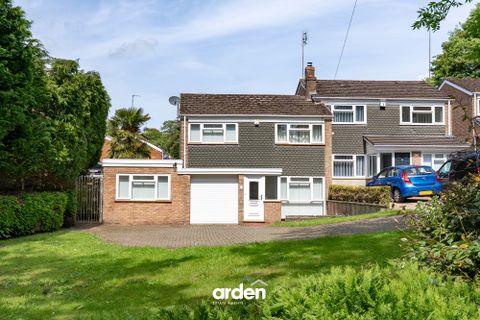 Ten Ashes Lane, Cofton Hackett B45