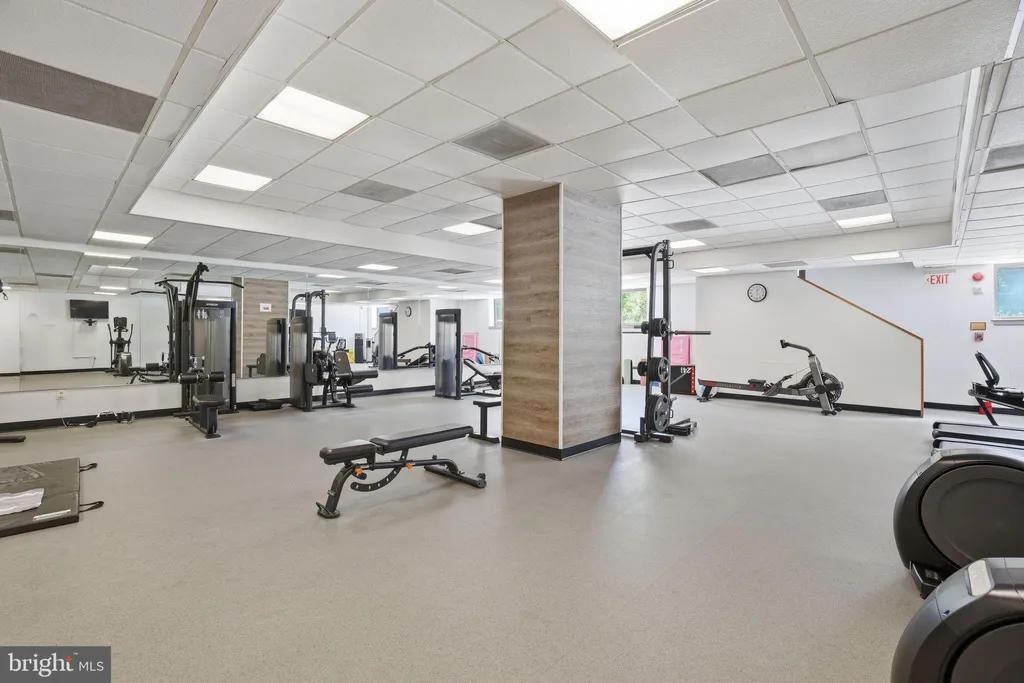 2111 Wisconsin Avenue NW Unit 620, Washington, DC 20007