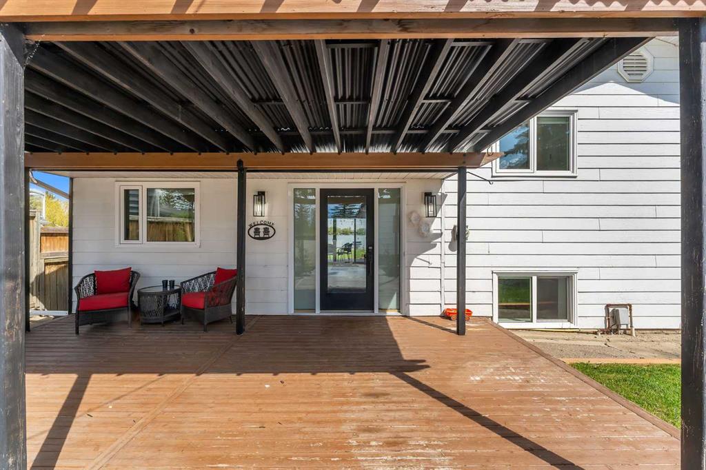 Additional image 6 of 272 West Chestermere Drive, Chestermere, AB, T1X 1B2