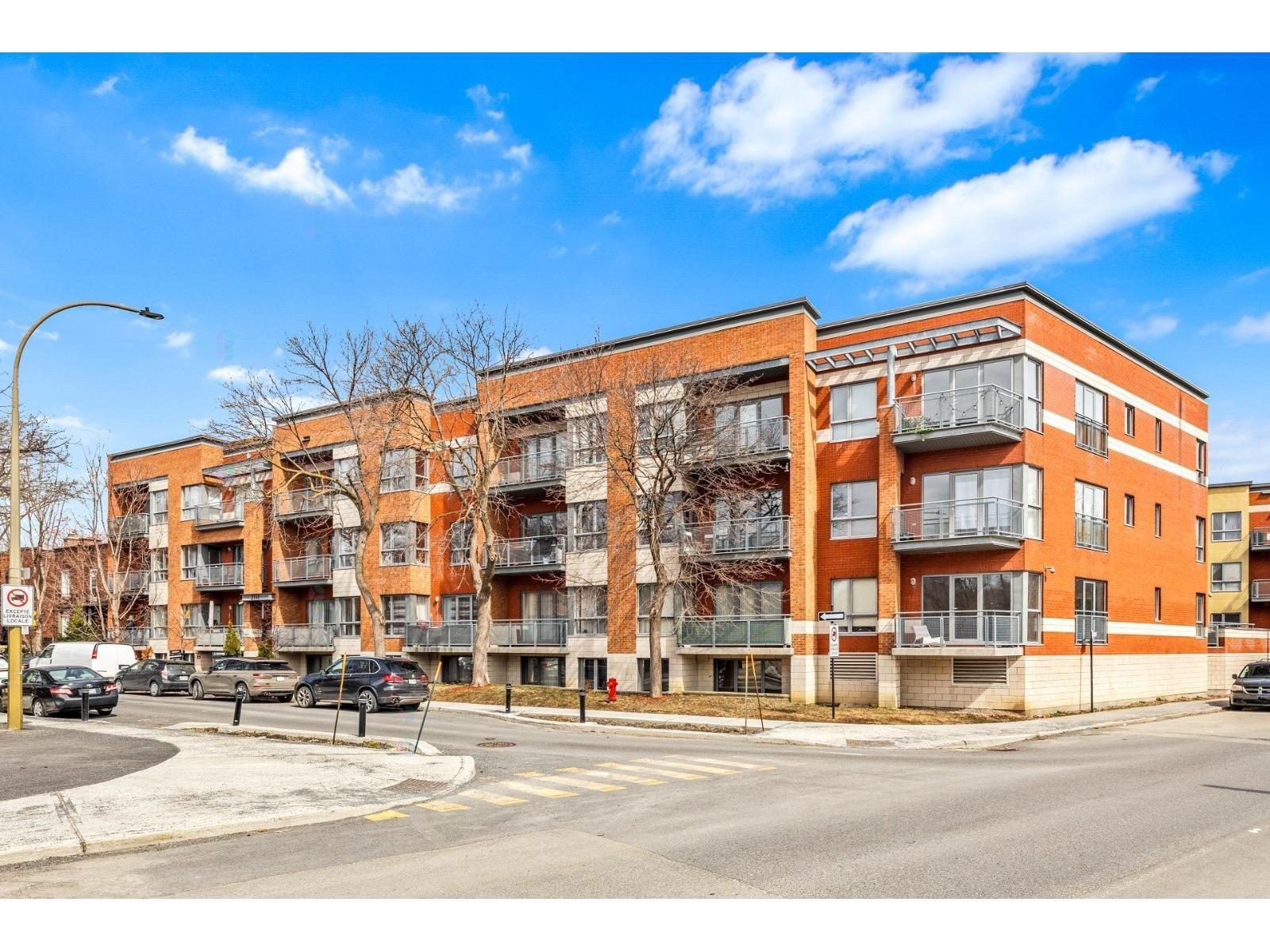 2151 Av. Harvard