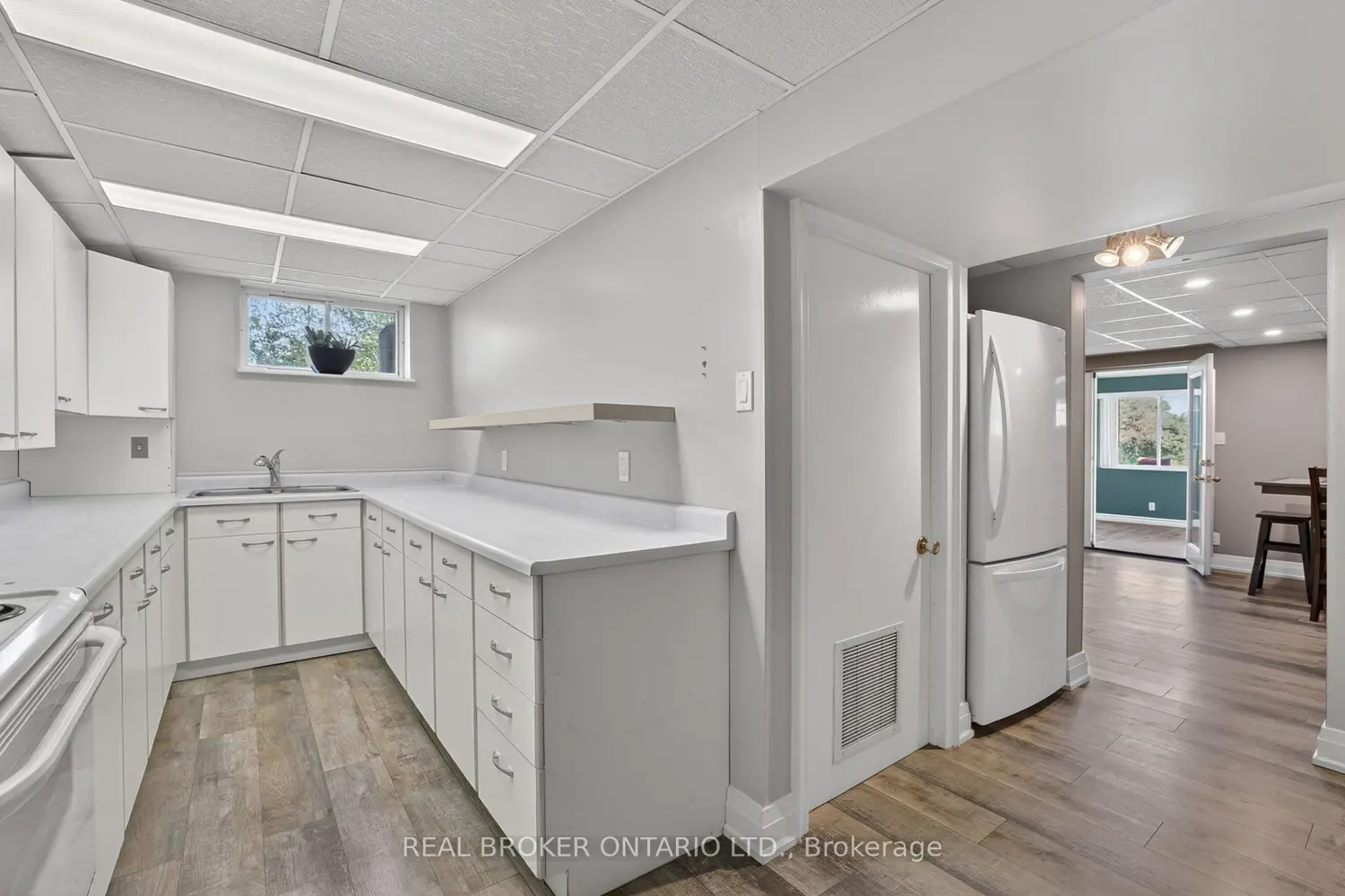 Additional image 10 of 22213 Catering Road